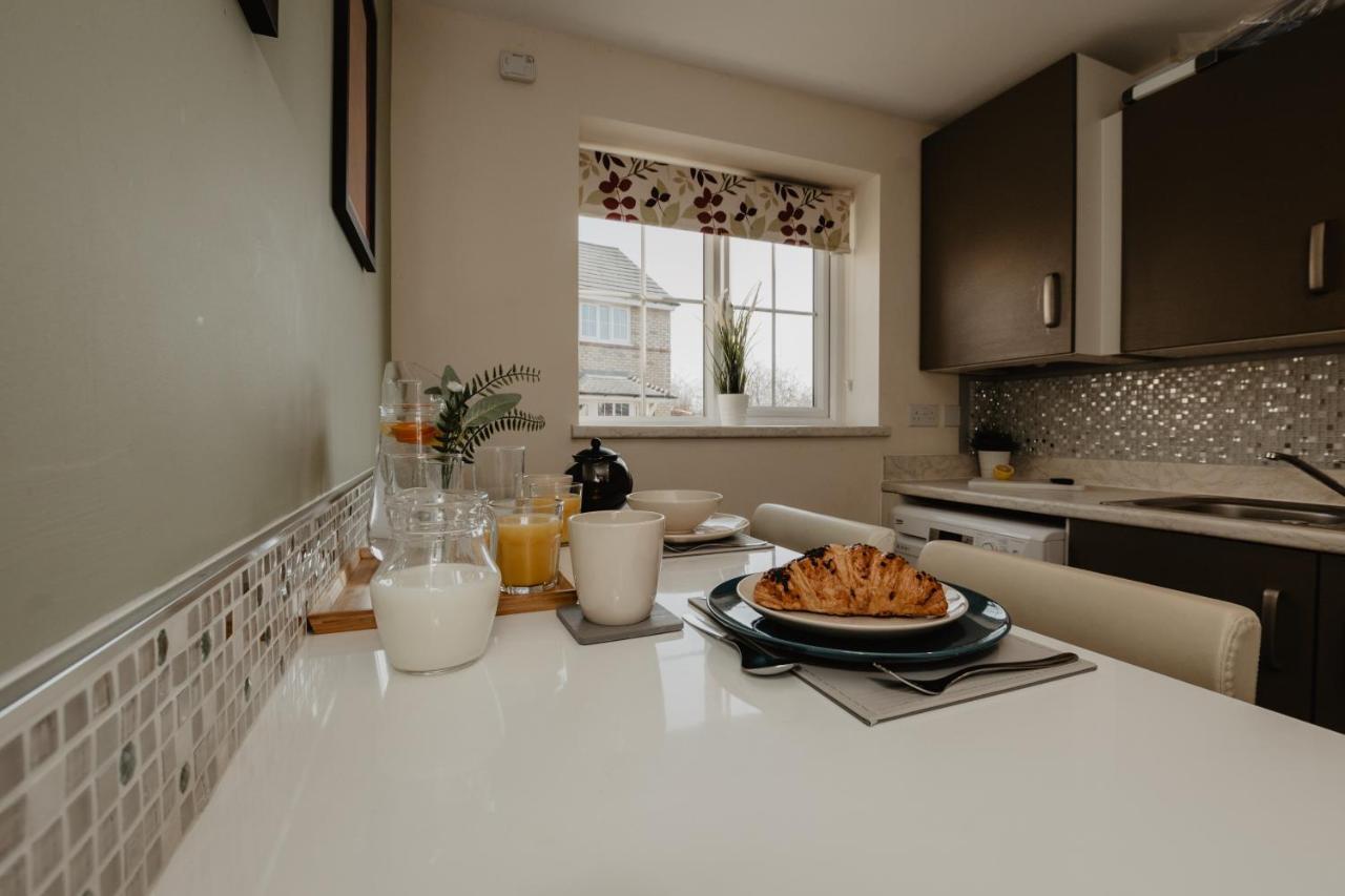 Coyle House, 3 Bed,Corby, Super Kings Or Twins, Driveway, Free Wi-Fi, Corporates Welcome Luaran gambar